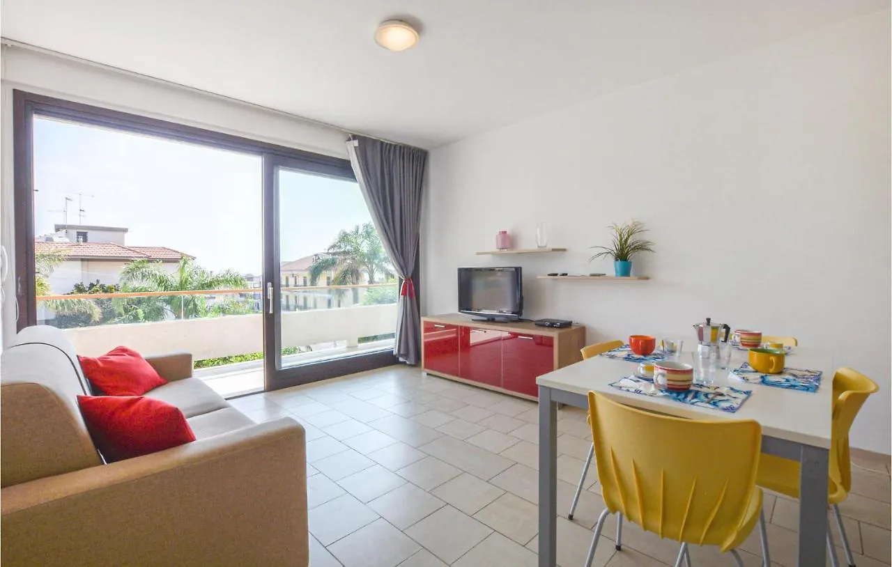 2 Bedroom Nice Home In Marina Di Ragusa